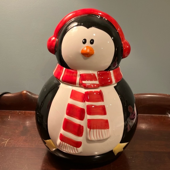 Other - Penguin Cookie Jar